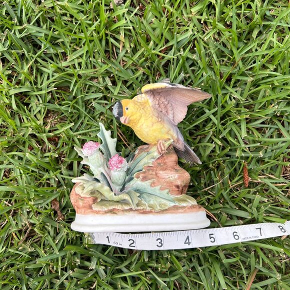 Goldfinch & Thistle Flower Porcelain Figurine Andrea By Sadek Statue #7703 - Picture 10 of 10
